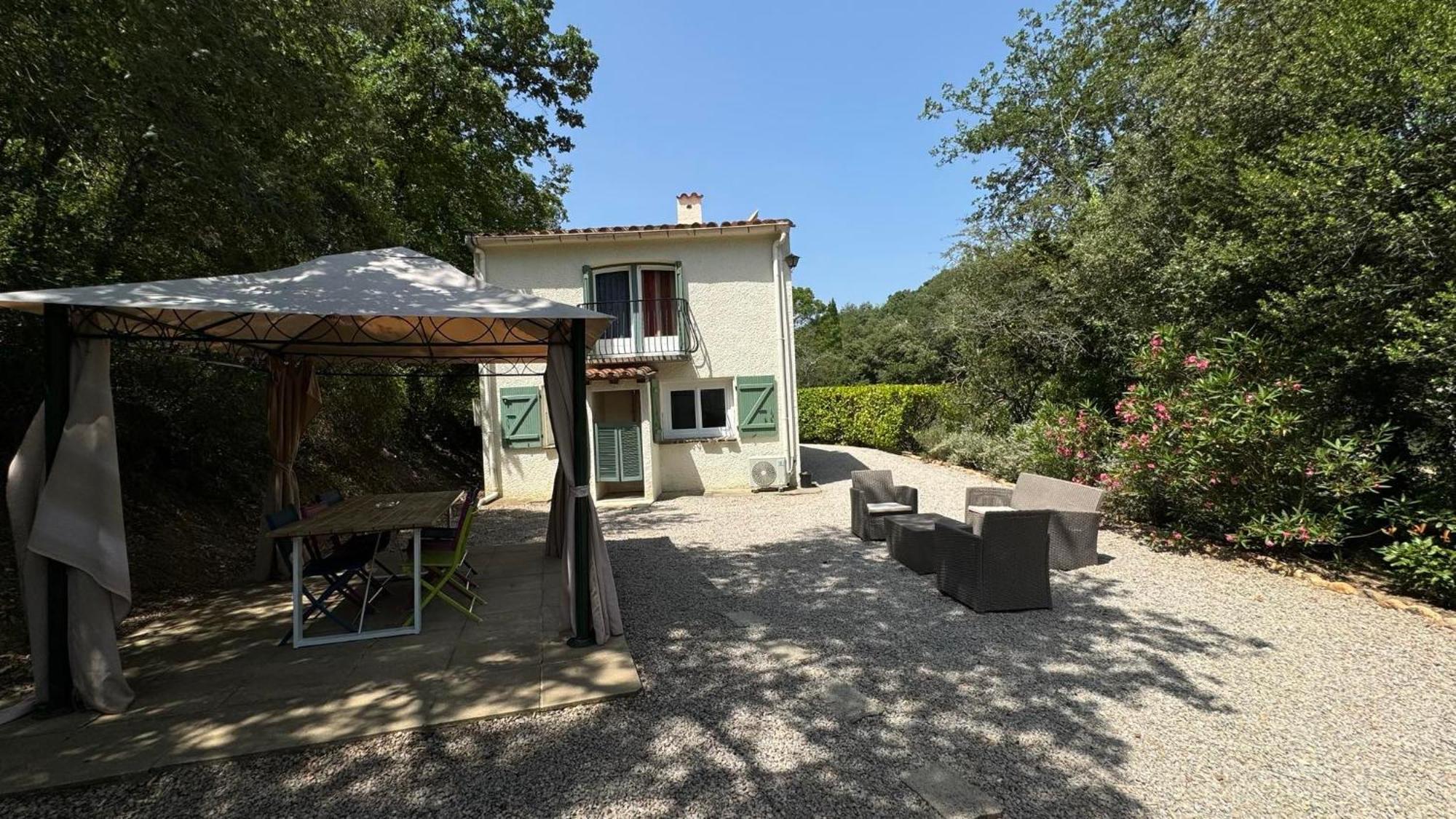 Maison Avec Piscine Chauffee Entre Mer Et Montagne Montauriol  Exterior foto